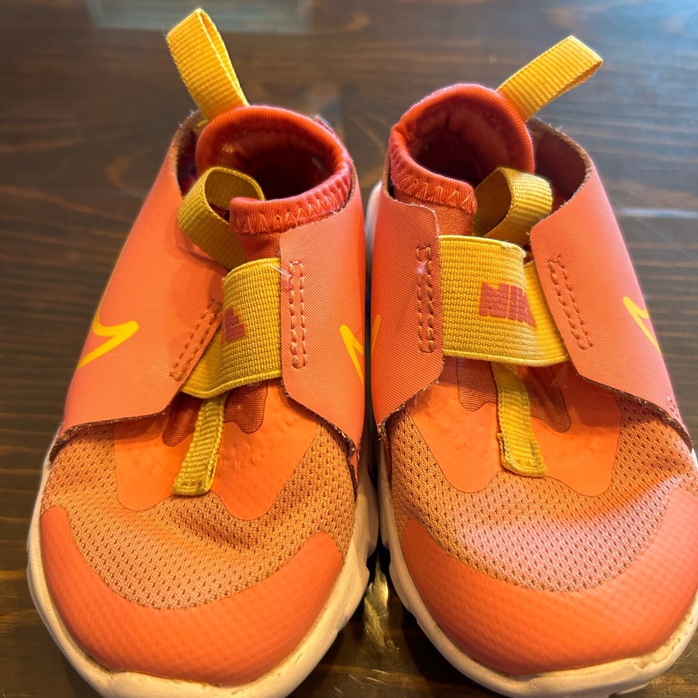 Nike Kids' pink  and Yellow Sneakers